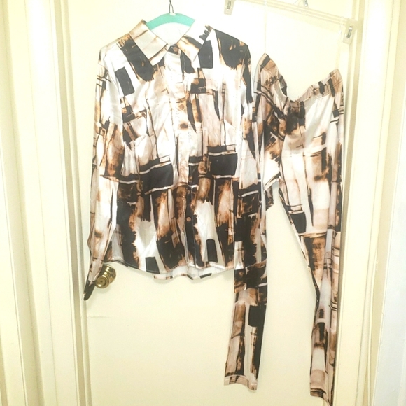 2 Piece Pant Set - Picture 1 of 5